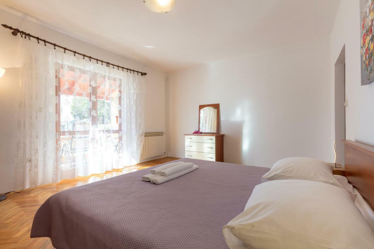 Vacation Home Duilo Donji Zemunik Экстерьер фото